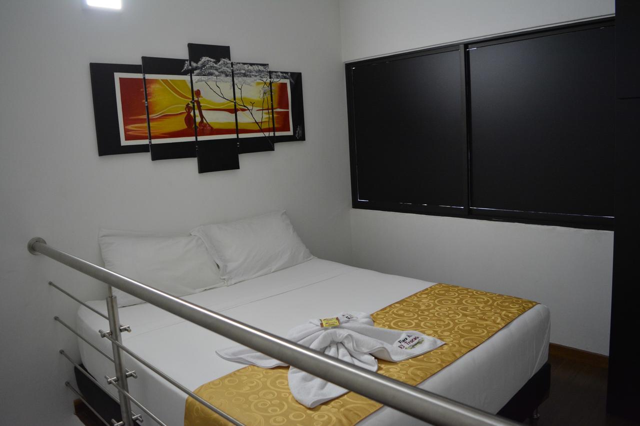 Hotel El Trocadero Сан Рафаел Екстериор снимка