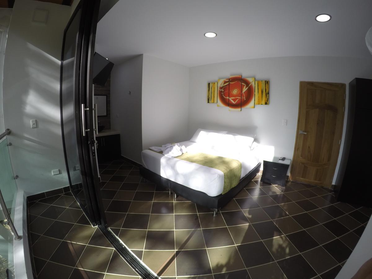 Hotel El Trocadero Сан Рафаел Екстериор снимка