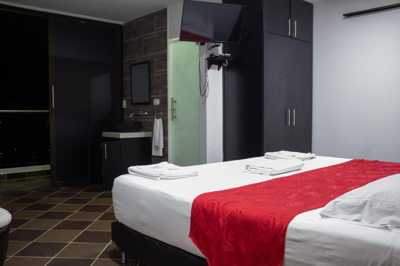 Hotel El Trocadero Сан Рафаел Екстериор снимка